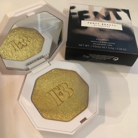 Fenty Beauty Other - ‼️SOLD‼️ FENTY BEAUTY Trophy Wife highlighter